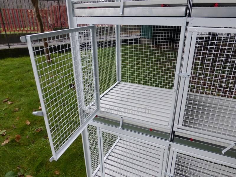 BATTERIA DI 3 GABBIE BOX X CANI E GATTI CM 150X60 H 225 A SEI POSTI CON GAMBE E RUOTE MOD. L60G+2L60