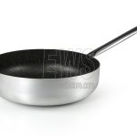 Flonal Pura induction professional Aluminiumpfanne mit 2 antihaftbeschichteten Griffen aus rostfreiem Stahl ist ein 100% Produkt, hergestellt in Italien, 3 mm dick, für den harten Einsatz